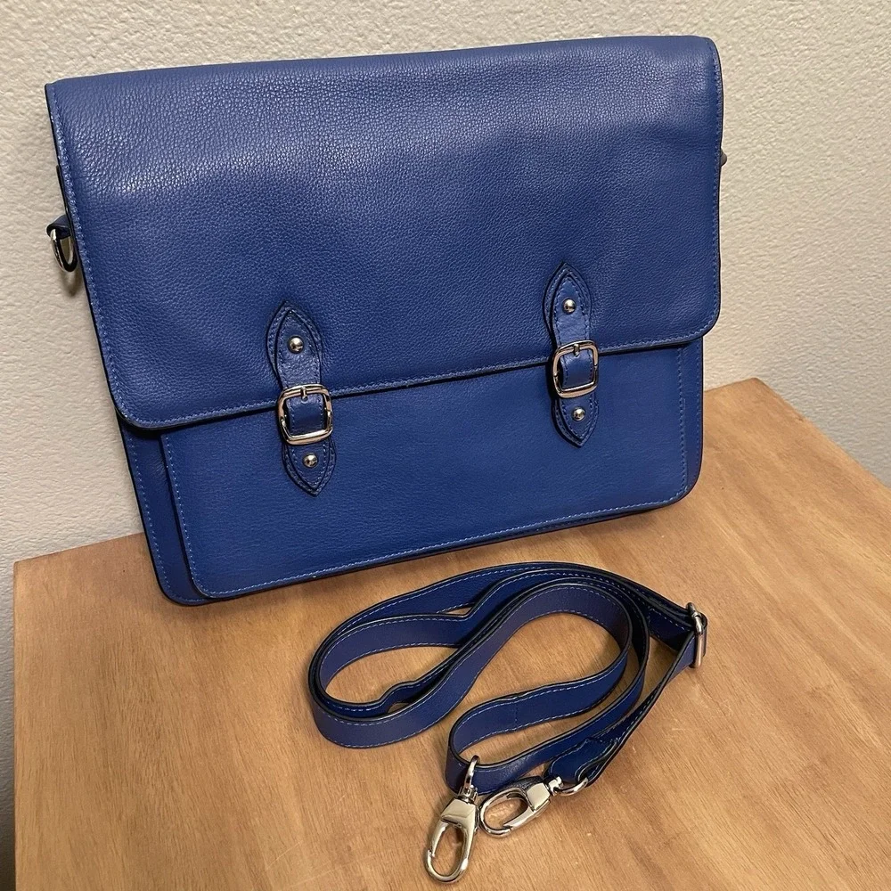 Lavenger Pebbled Leather Messenger Laptop Bag Cobalt‎ Blue Magnetic Closure EUC